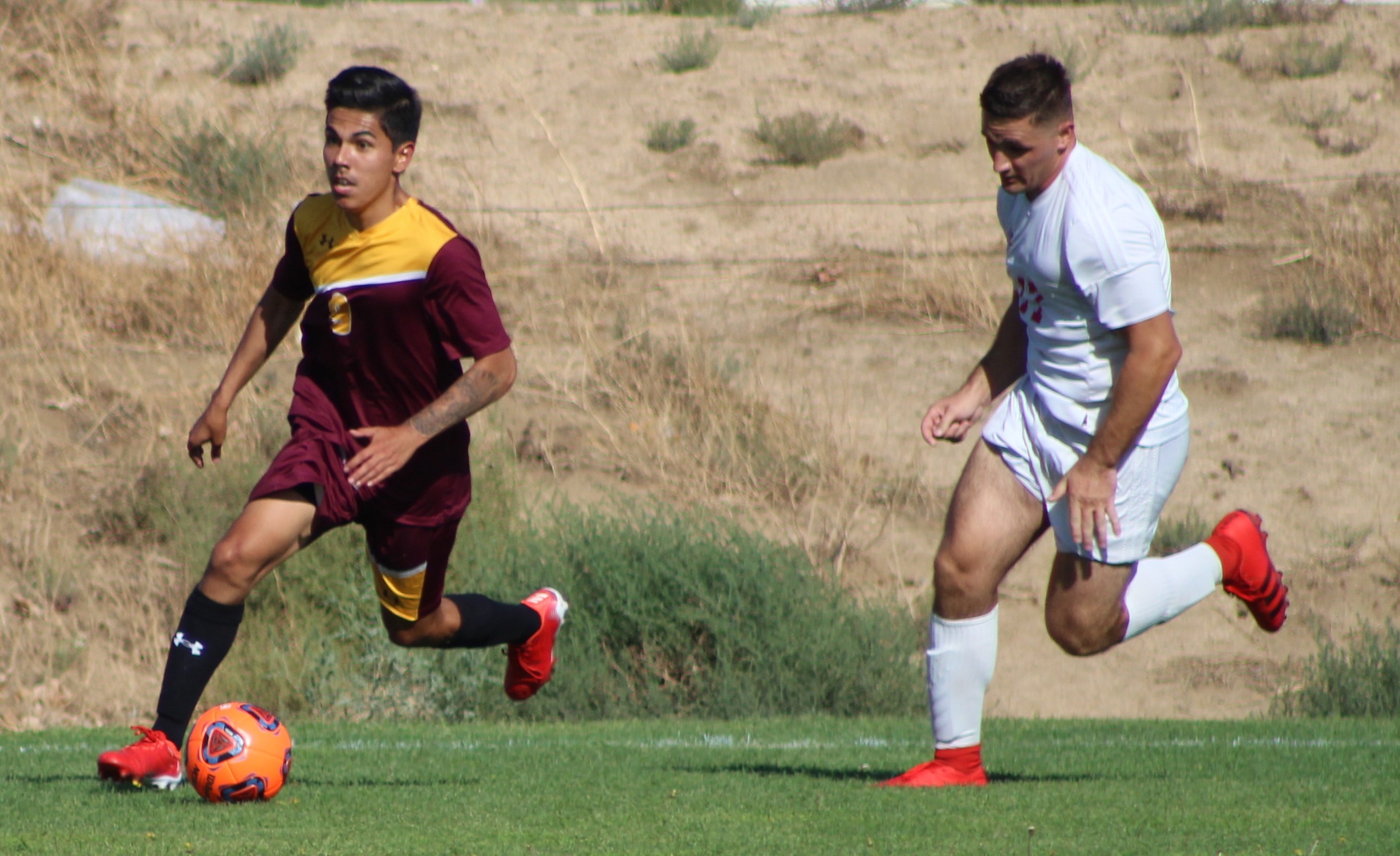 Men's soccer drops first game of the year